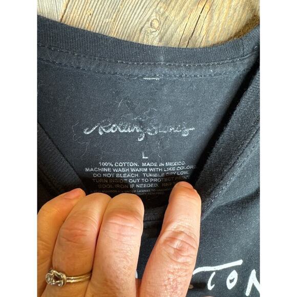 Rolling Stones World Tour 1975 T-Shirt Black Red Tongue Men’s Large 100% Cotton - Picture 2 of 3